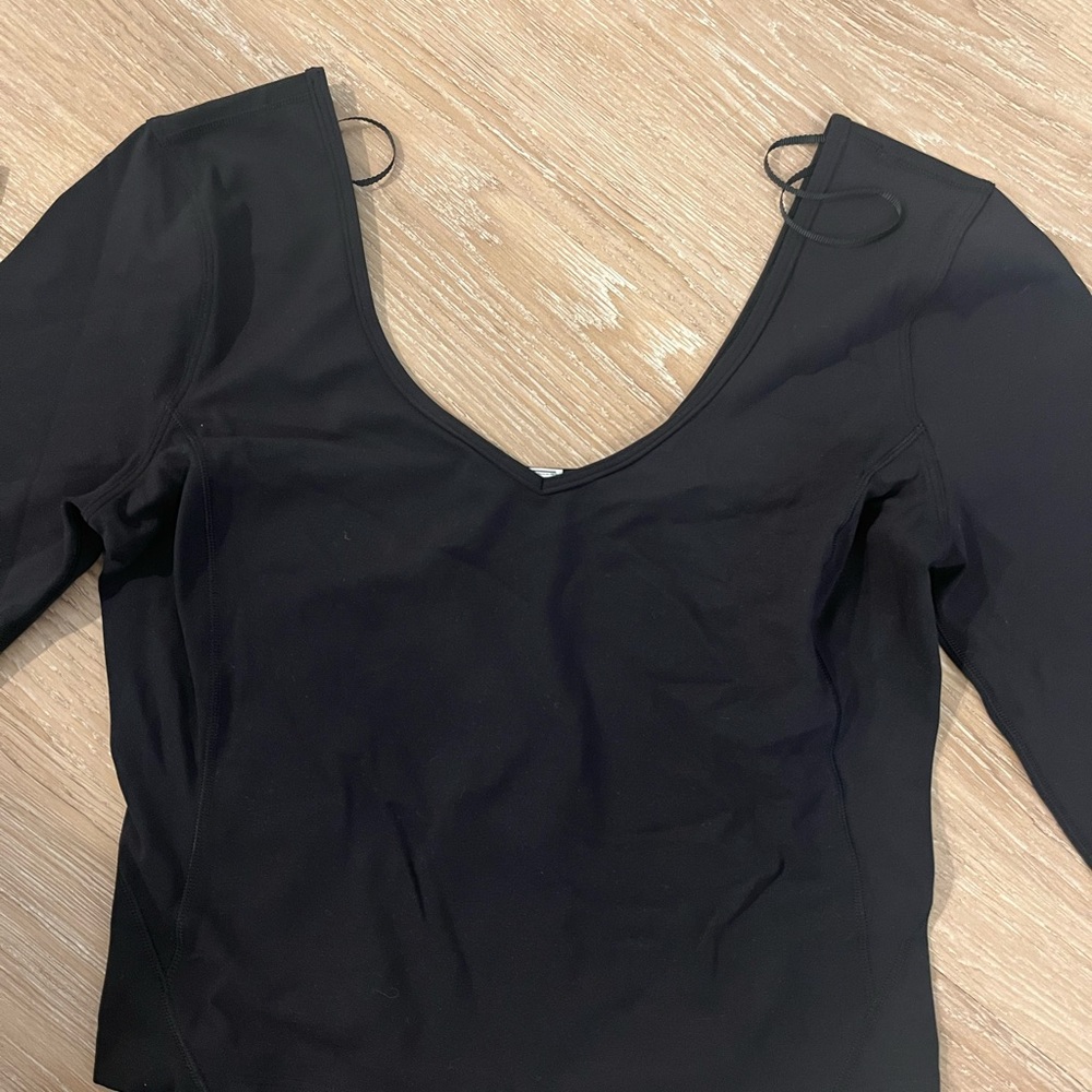 Lululemon long sleeve align top